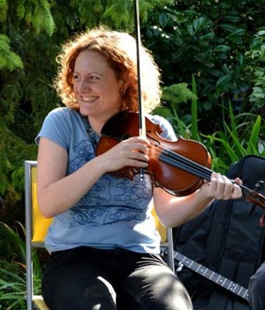 Emily Smith playing fiddle